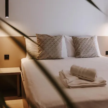 R Lapsi 4* Siġġiewi