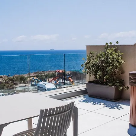 R Lapsi ゲストハウス 4*