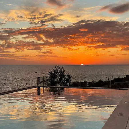 R Lapsi Casa de hóspedes 4*